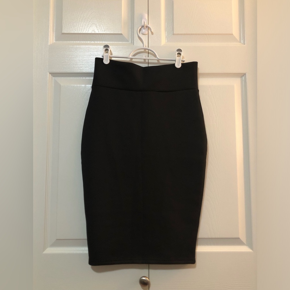 NWT - Revamped Black High-Waist Pencil Skirt - Picture 2 of 7